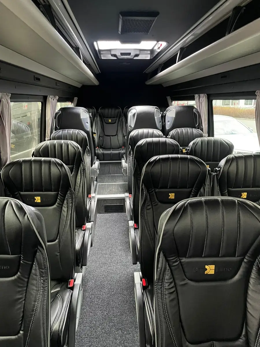 SprinterHire Mercedes Sprinter on tour